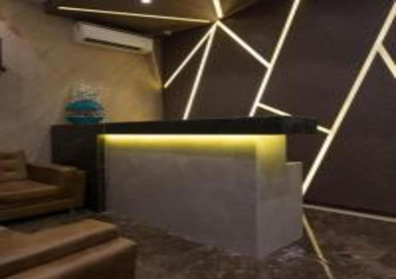 Hotel Meriton Mumbai International Airport T-2 Eksteriør billede